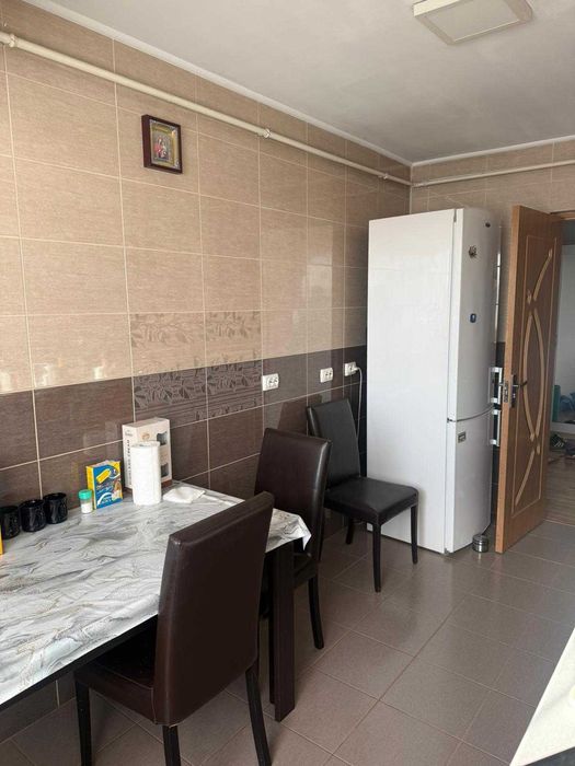 Apartament de închiriat 3 camere Exercițiu - Banat