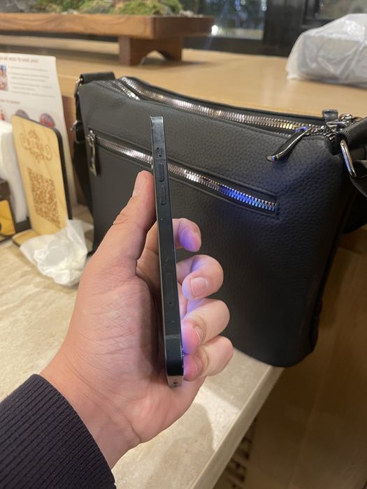 В продаже Айфон 13/256Gb
