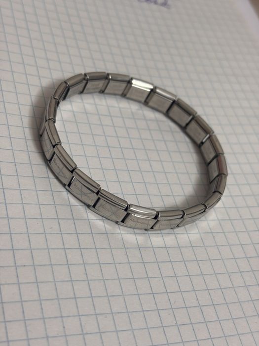 Железный браслет