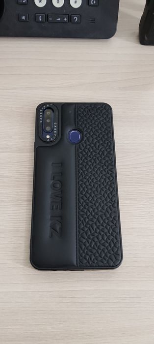 Samsung A20s в хорошем состоянии