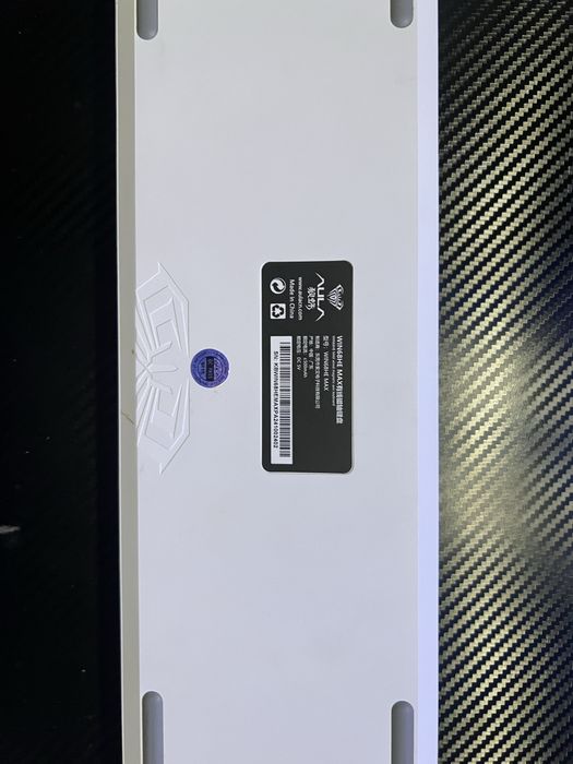 Aula WIN 68HE MAX магнитная клавиатура