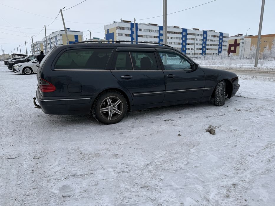 Продам mercedes 210