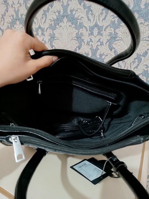 Продается новая сумка. Yangi sumka sotiladi.