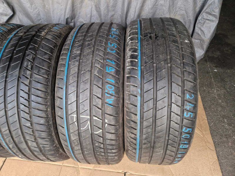 4 Bridgestone R19 245/50
летни гуми
DOT3518