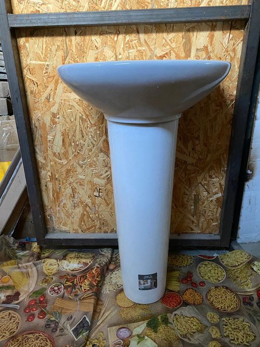 Отдам даром раковина с краном