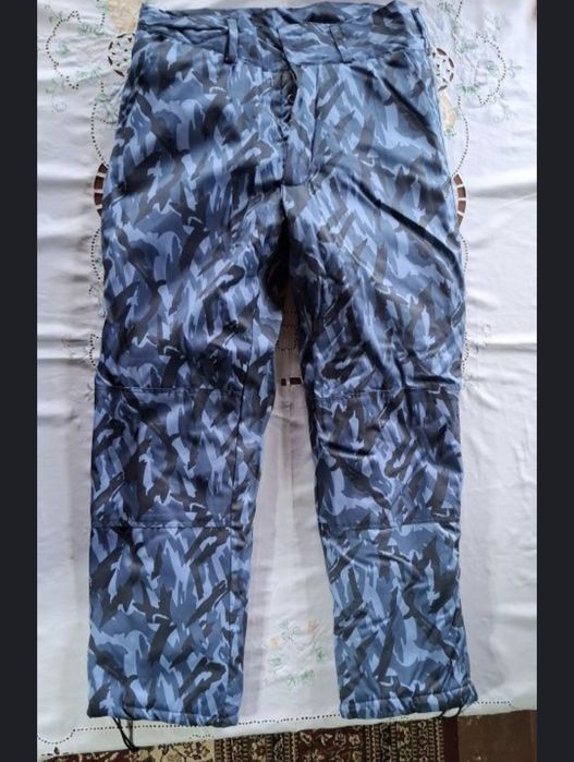 Bushlat .kurtka shimi bilan