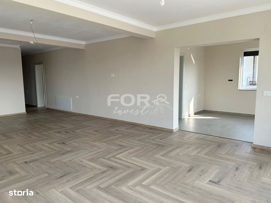 Casa noua 4 camere si 625mp teren strada Bihorului, Oncea