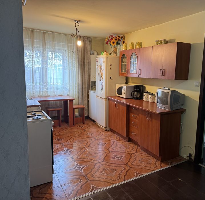 Apartament 2 camere etaj 1 Lupeni