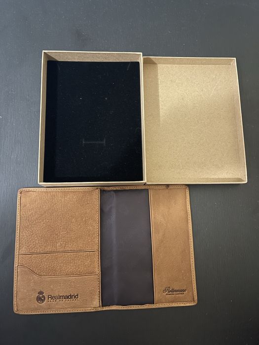 Portofel Real Madrin nou,din piele
