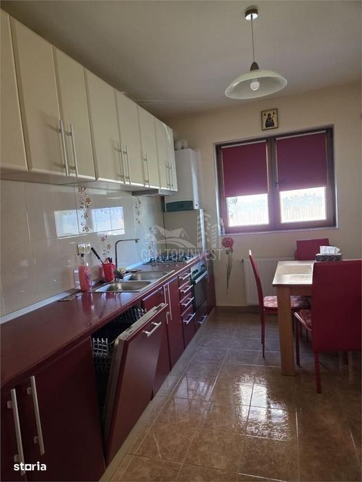 Apartament 3 camere cu balcon in Cartierul Arhitectilor