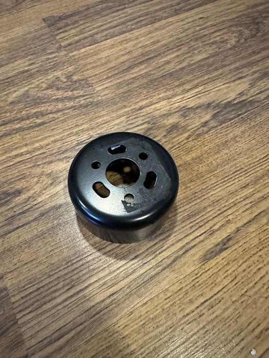 Шкиф помпы Nissan Renault