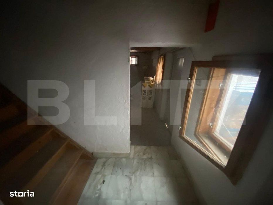Casa individuala renovabila, 7 camere, 219mp utili, 647mp teren, Remet