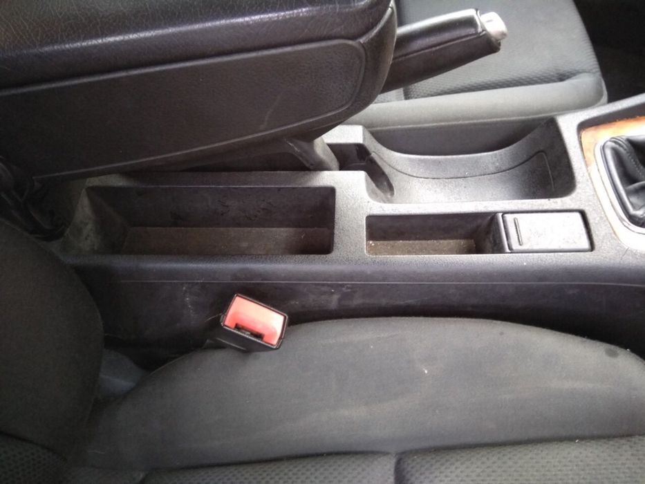 Ауди а4 б6 2.0 само на части