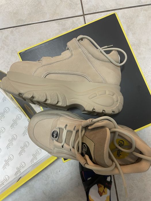 Sneakersi talpa groasa piele 100%,taupe deschis,Buffalo,39,noi