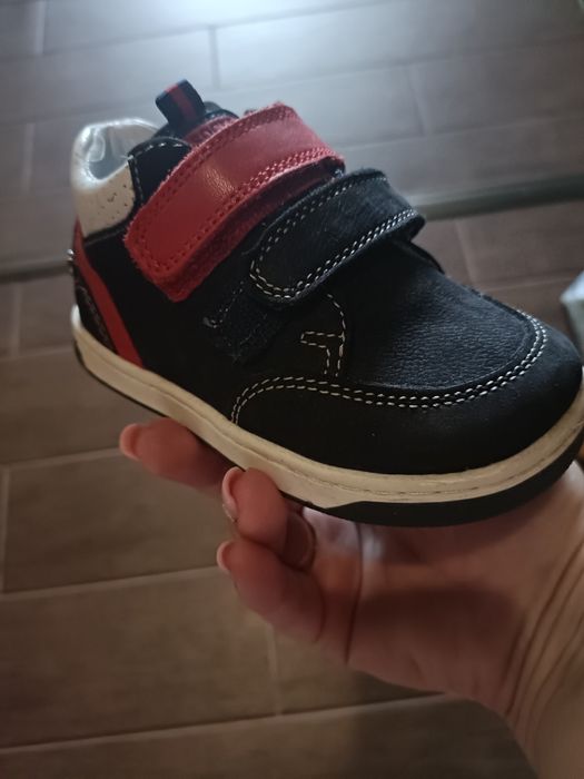 Vând Mocasini Baieti