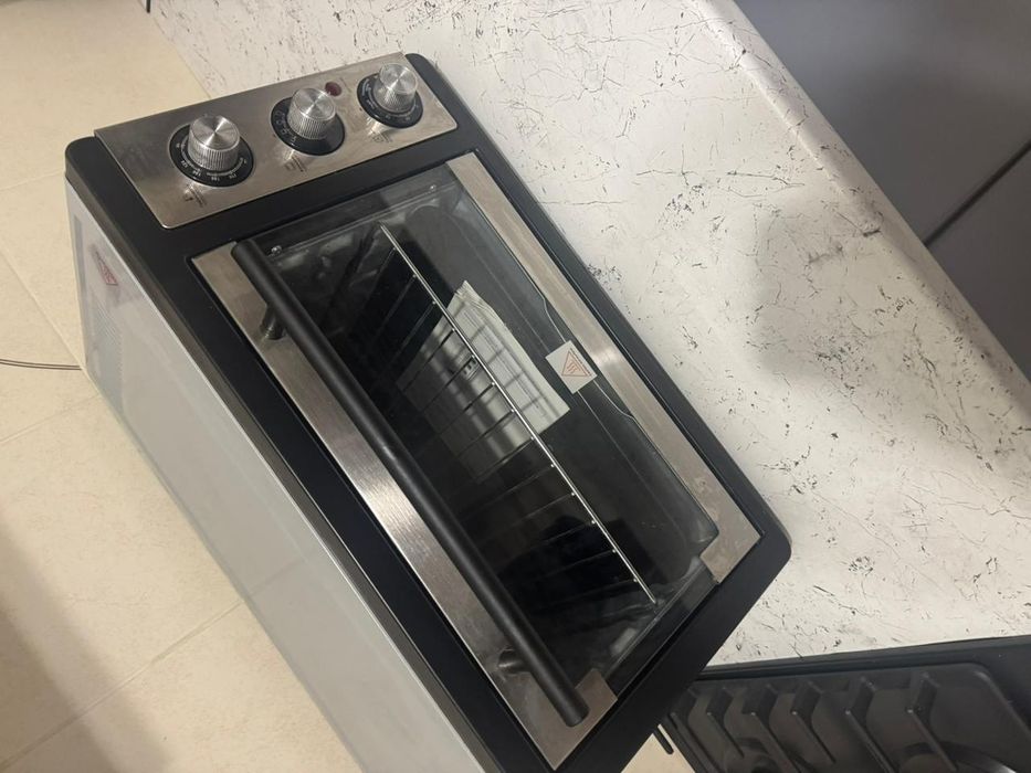 Продам настольную электрическую печь