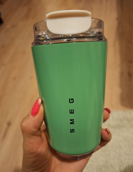 ТЕРМО чаша SMEG, има и кремава, жълта