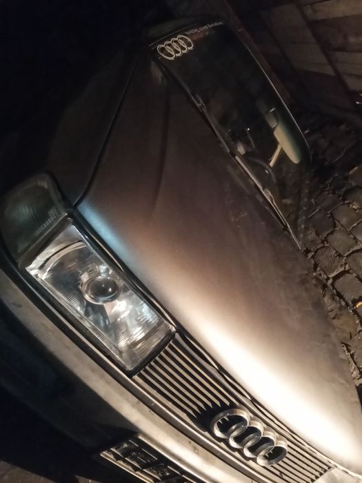 Линзованые фары Ауди 80 б3