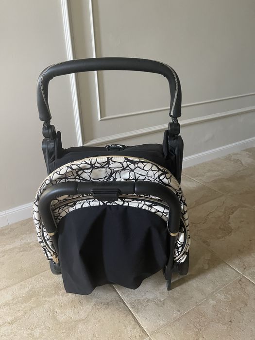 Продам коляску Pegperego