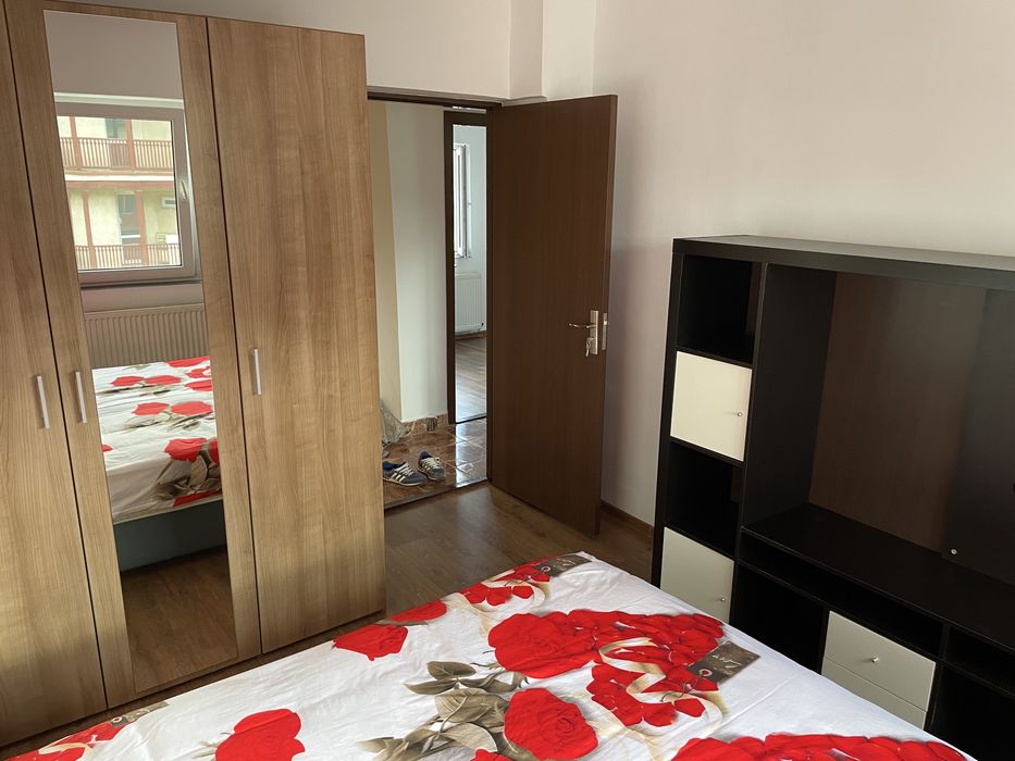 Inchiriez sau vand apartament 4 camere