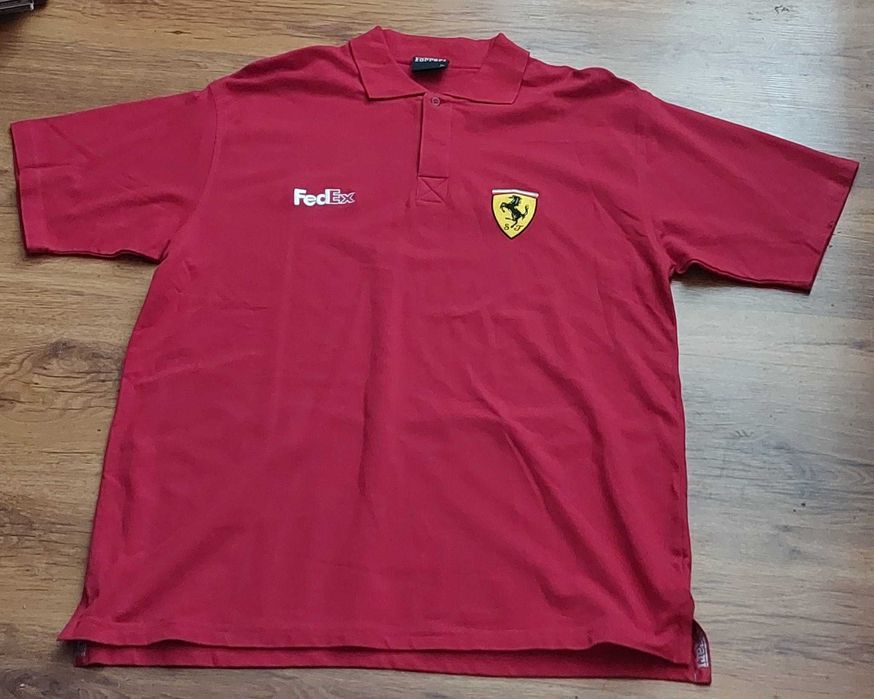 Официално лицензирани продукти на Ferrari, McLaren Mercedes и други