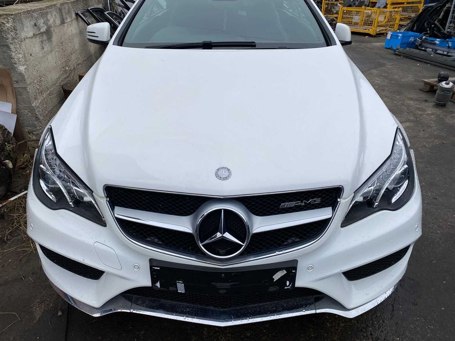 Dezmembrez E class cabrio w207 facelift AMG/bara fata amg/far w207