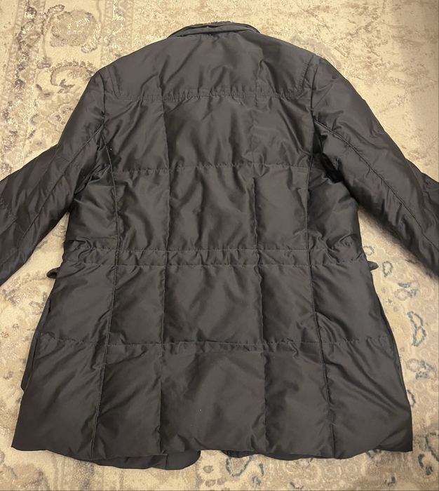 Продам пуховик Brioni