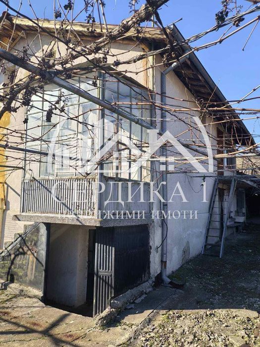 Къща в Кюстендил, област-с.Блажиево