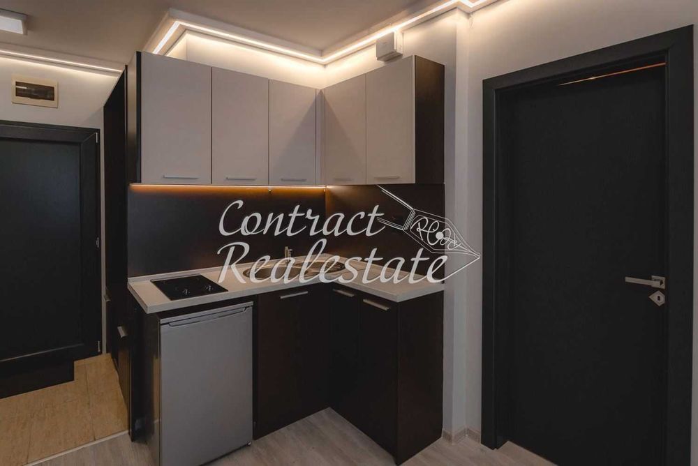 Дава се под наем Двустаен апартамент в Варна, ХЕИ - 40 кв.м за 408 € - Снимка #1