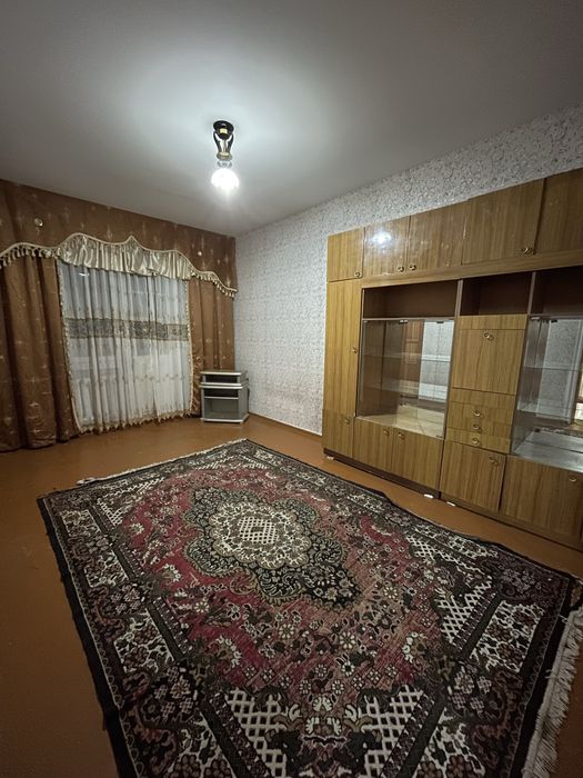 Сдается 2-комнатная квартира переделанная в 3-комнатную