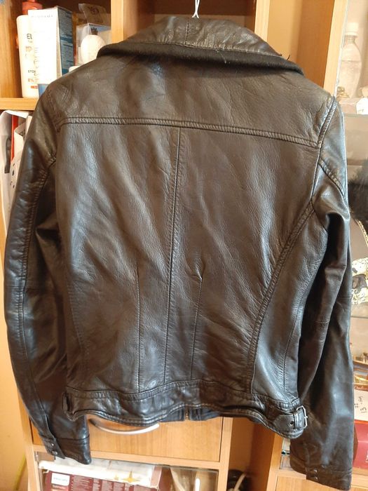 Кожено яке Bershka