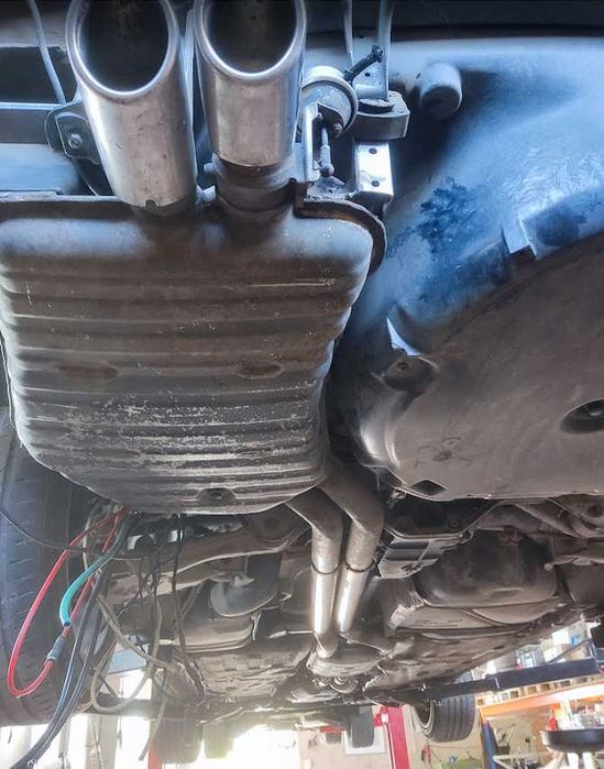 AUDI  А8 D2 4.2 На части