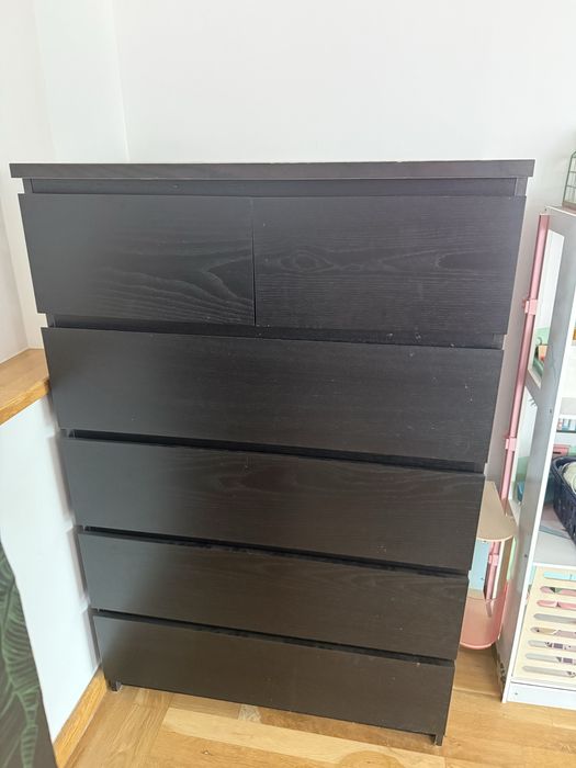 IKEA Malm comoda cu 6 sertare, negru-maro