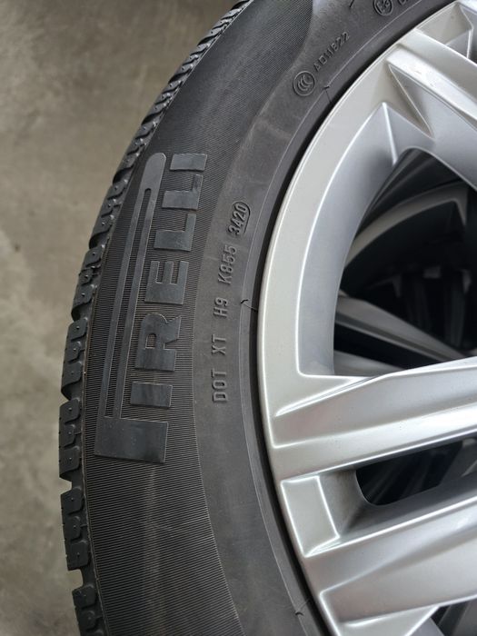 4 Броя 235/55/18 Pirelli 2x8mm 2x7mm