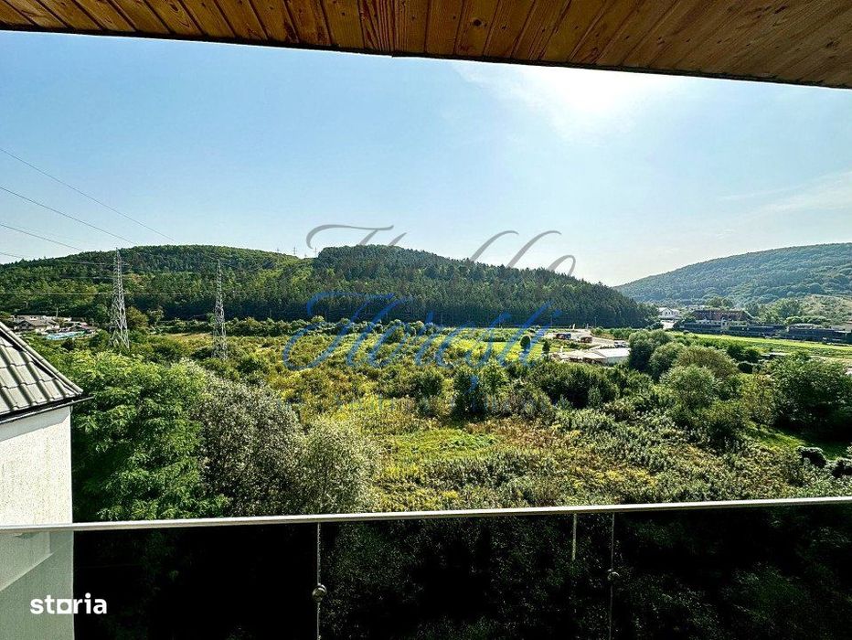 Apartament cu 3 camere 75 mp | balcon 8 mp si 5 mp | parcare | zona Vi