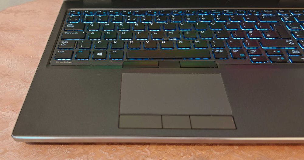 15.6 4K Ultra HD IPS/Intel Core i9-9980HK/NVidia Quadro RTX 3000 6GB/16GB RAM/512GB SSD NVMe/Dell Precision 7540 WorkStation работна станция