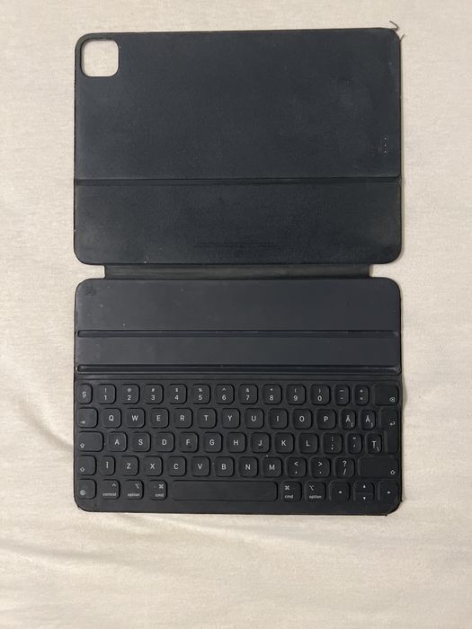 iPad Pro 11″ 2020 – 128 GB + Apple Pencil 2