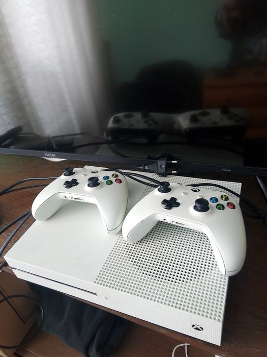 X box series s + 2 геймпада