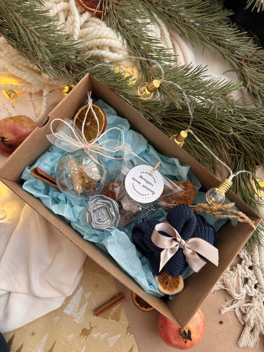 Коледни кутии