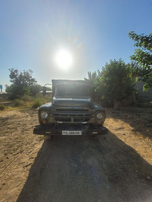 Zil samasfal sotiladi