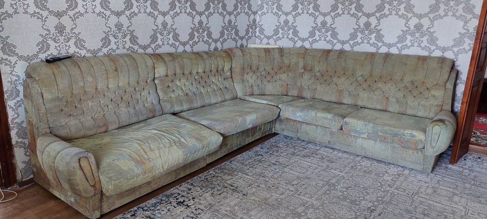 Срочно продам диван Г- образный