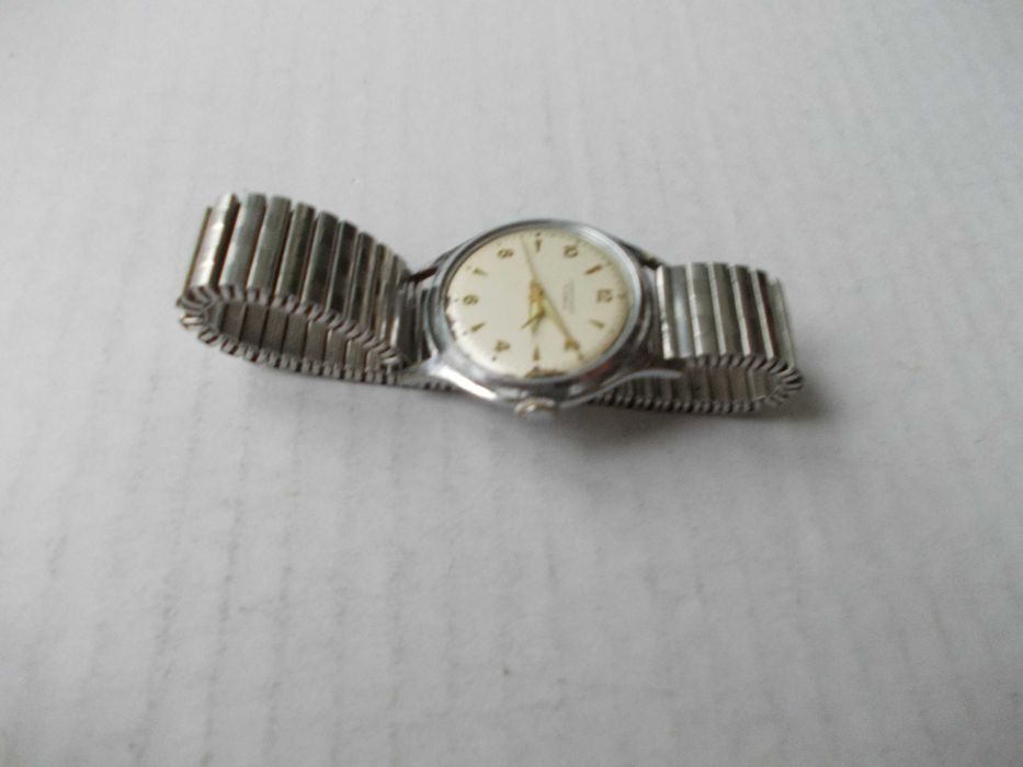 Ceas vechi de mana JUNGHANS defect