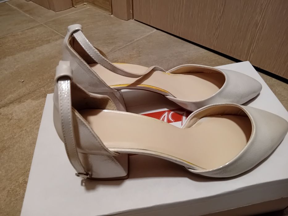 Чисто нови обувки  1 път обути за сватба