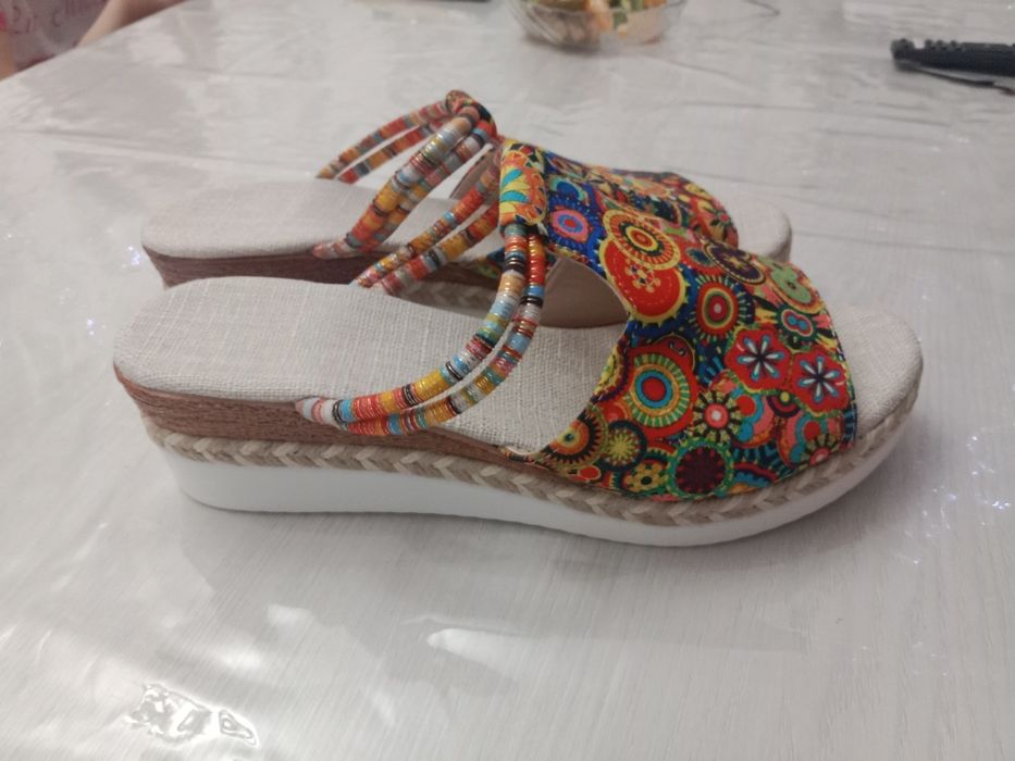 Продам летние босоножки