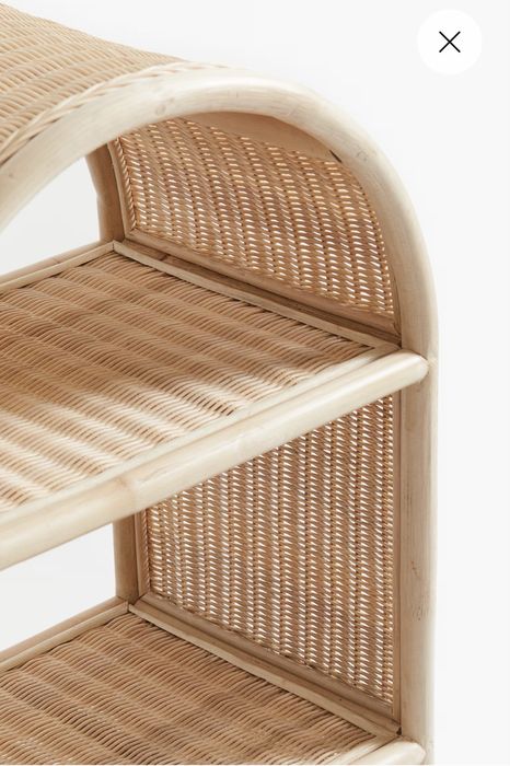 H&M Home Етажерка от ратан