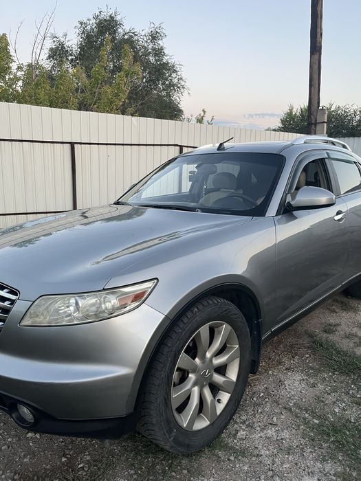 Infiniti fx35