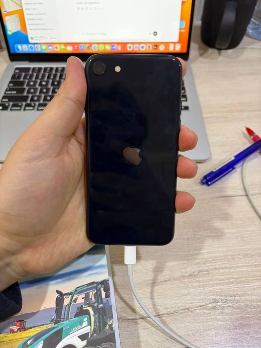 Iphone SE 2022 (Б/У) использовал 2 месяца