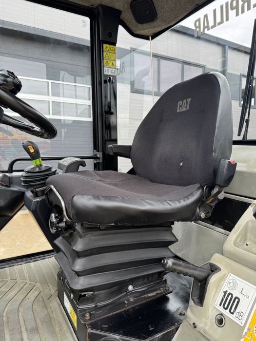 Incarcator frontal cCaterpillar 908