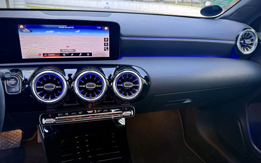 Mercedes Benz A200d Mod 2023 Light+ Package MBUX,Etc! Garantie 12 Luni