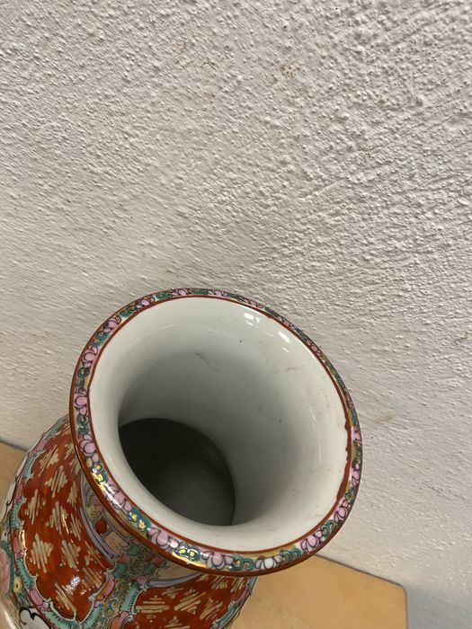 Китайска ваза от порцелан